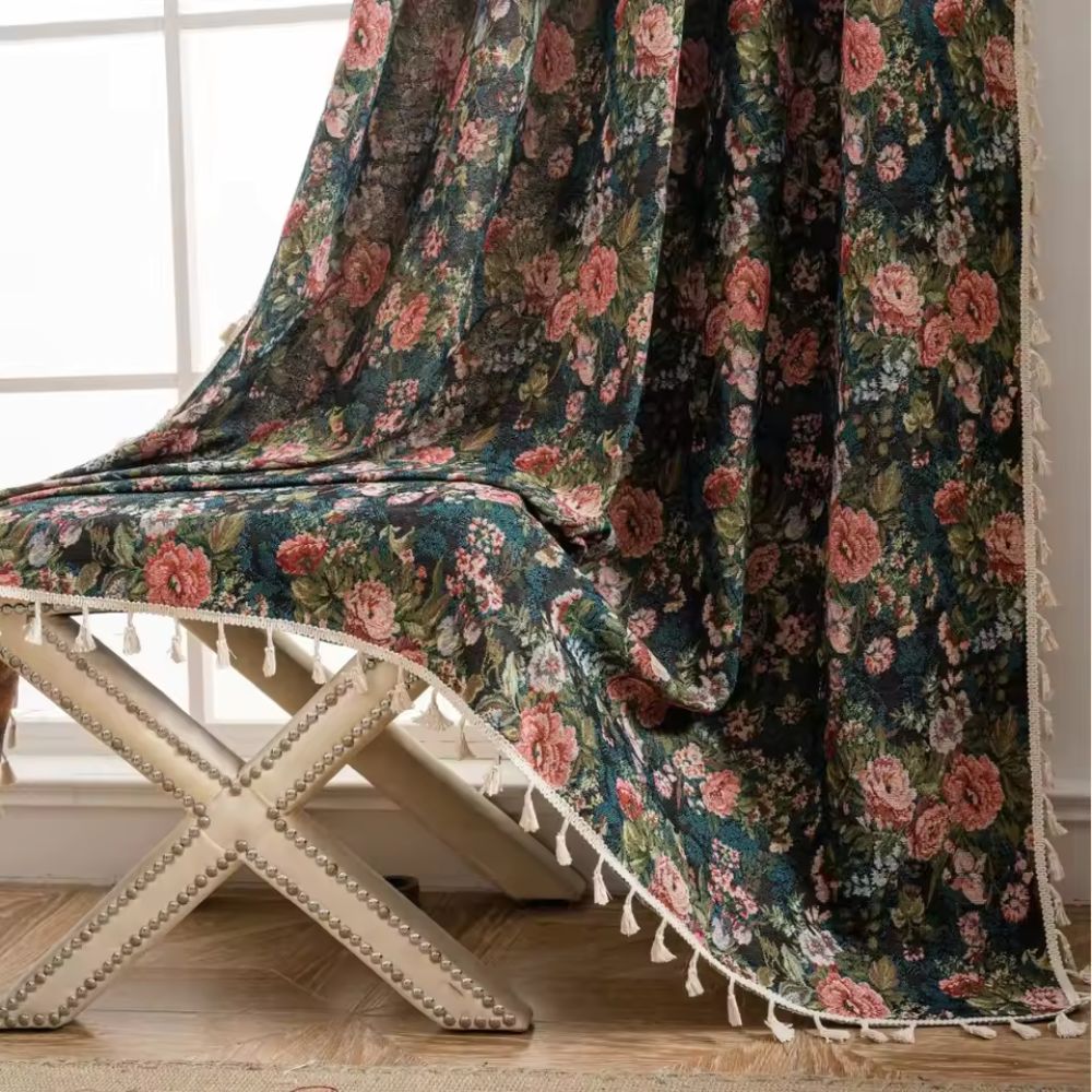 Floréveil Vintage Floral Tapestry Curtain — Romantic Botanical Pattern