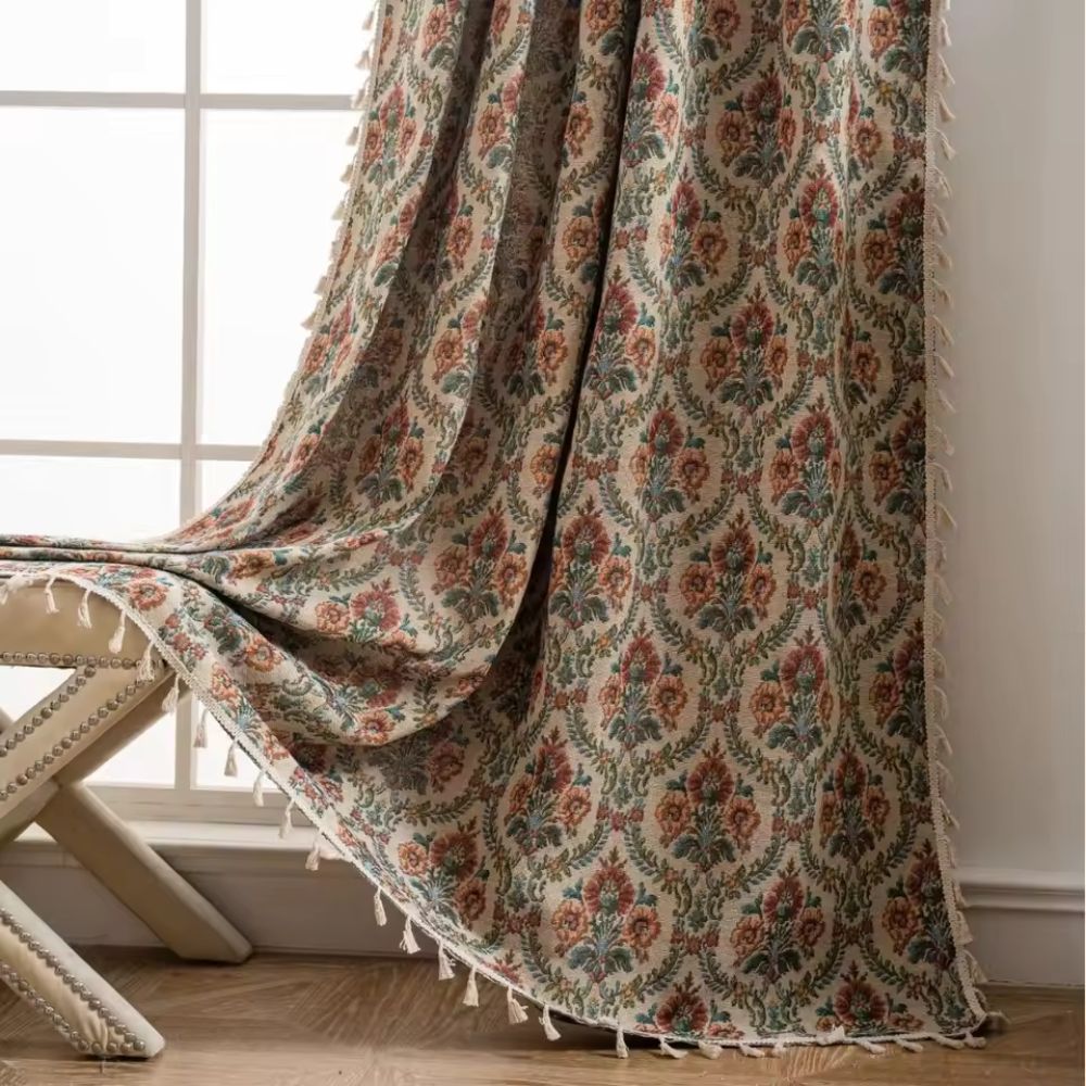 Floréveil Vintage Floral Tapestry Curtain — Romantic Botanical Pattern