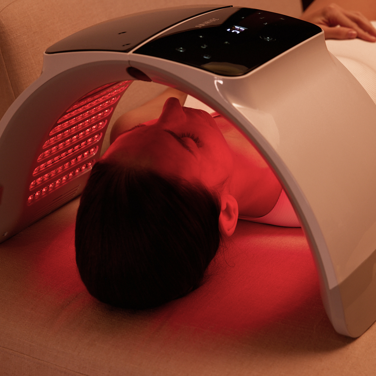 Light Therapy Device for Skin Care on Face and Body - Lamylie