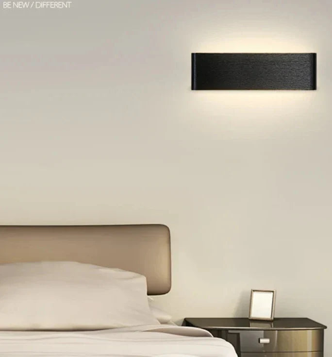 Ultradünne Design Wandleuchte APHRODITE — Moderne Aluminium LED-Wandbeleuchtung mit Acrylschirm - Lamylie