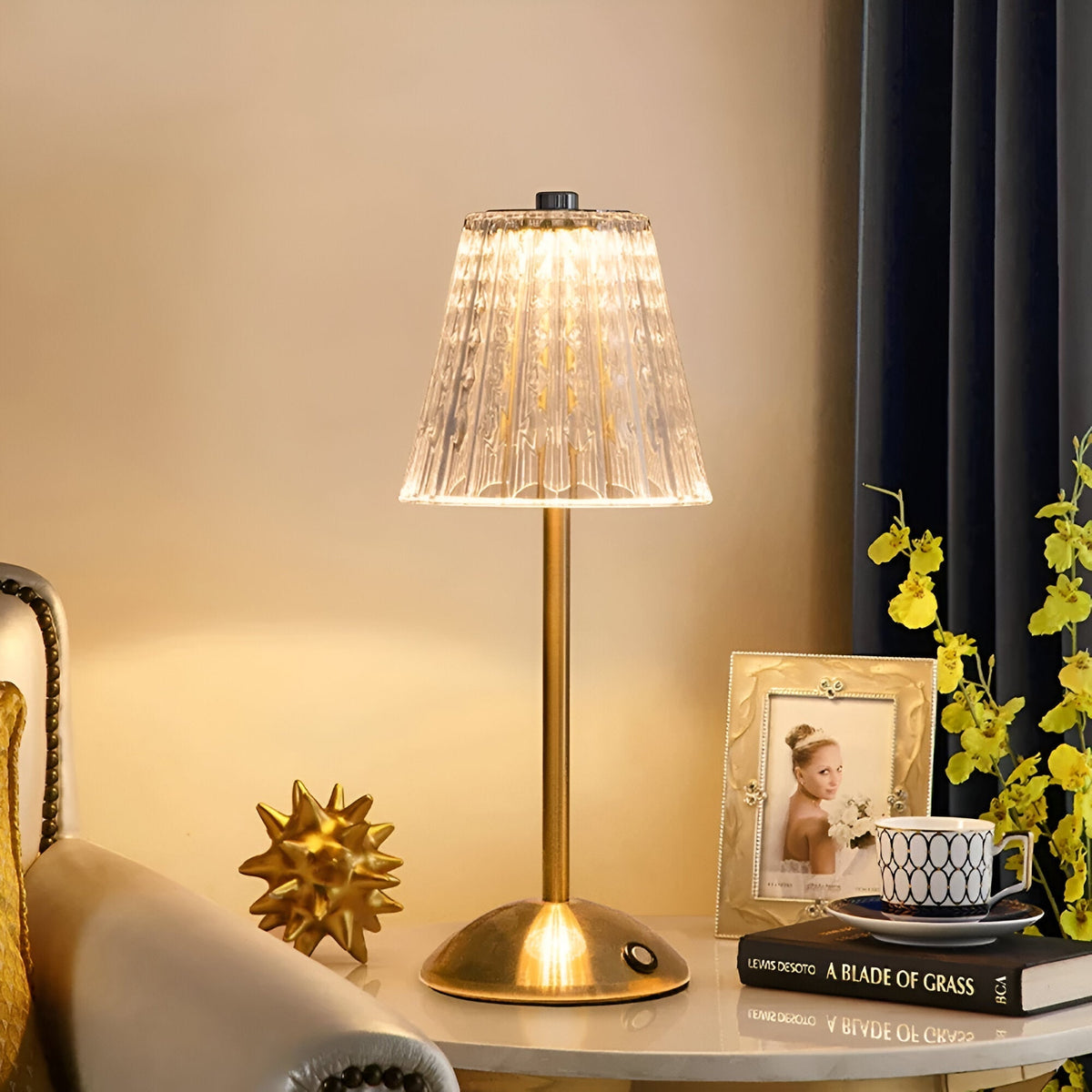 EleGlow - Vintage-Inspired Wireless Table Lamp - Lamylie