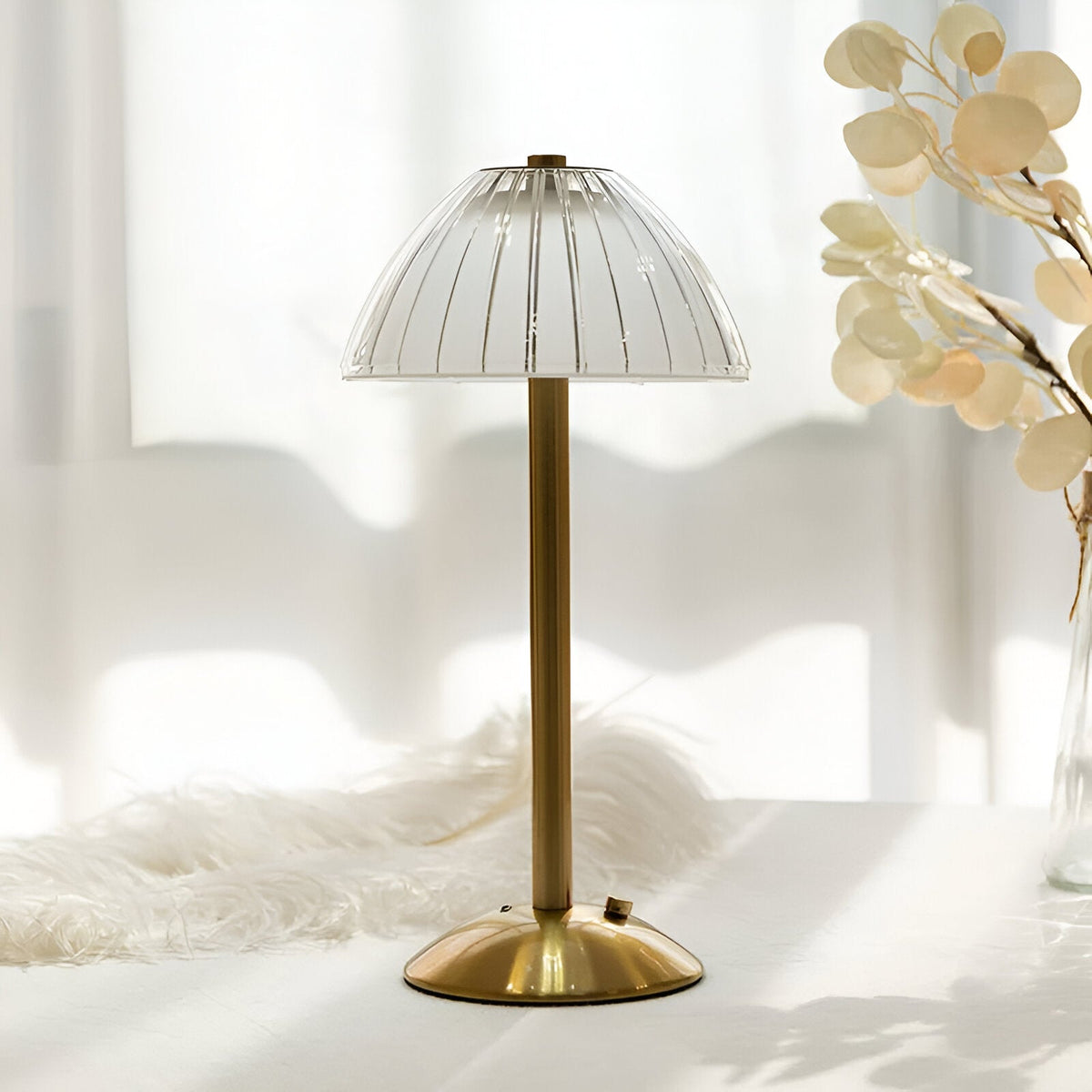 EleGlow - Vintage-Inspired Wireless Table Lamp - Lamylie