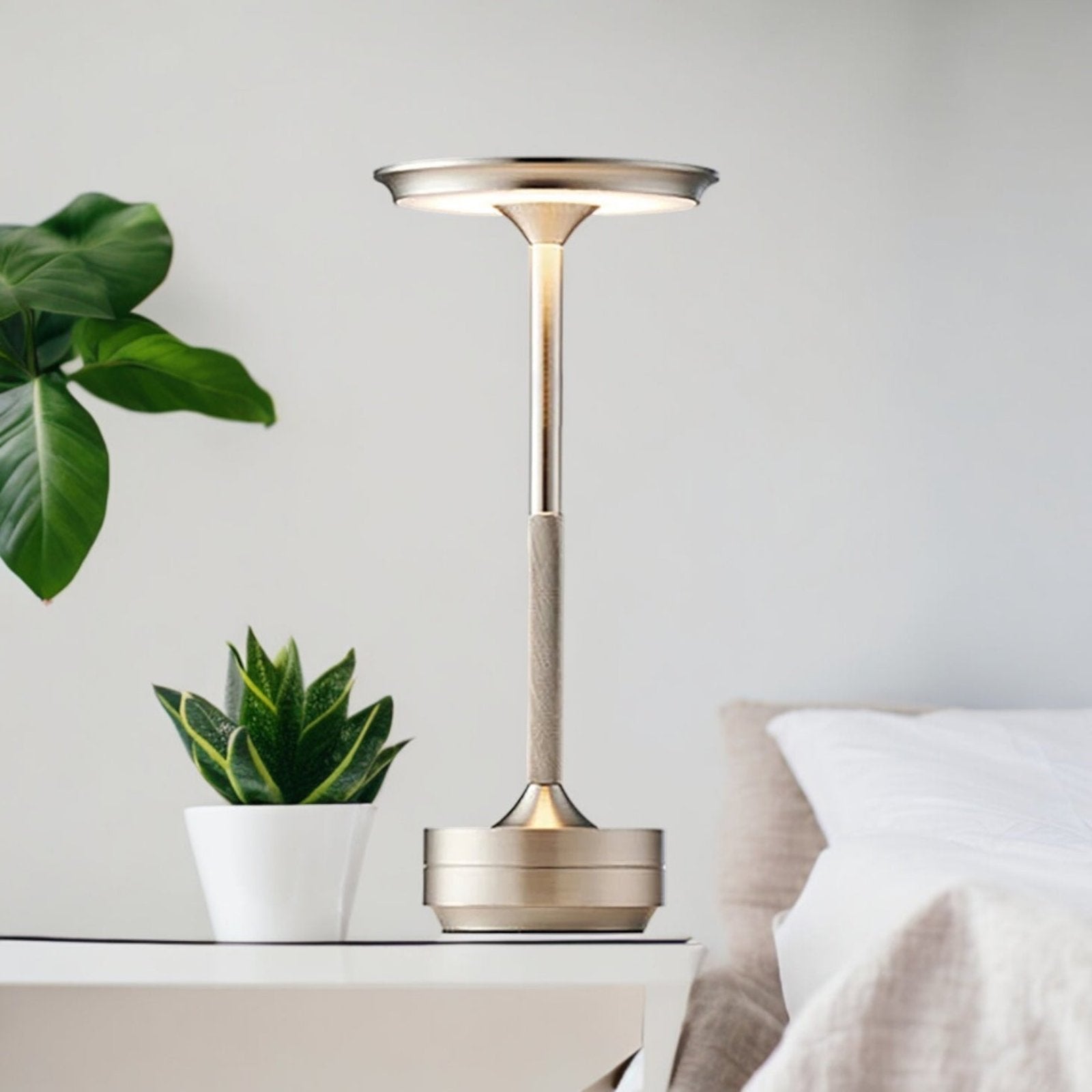 Wireless Elegance with Ambient Lighting - Lamylie