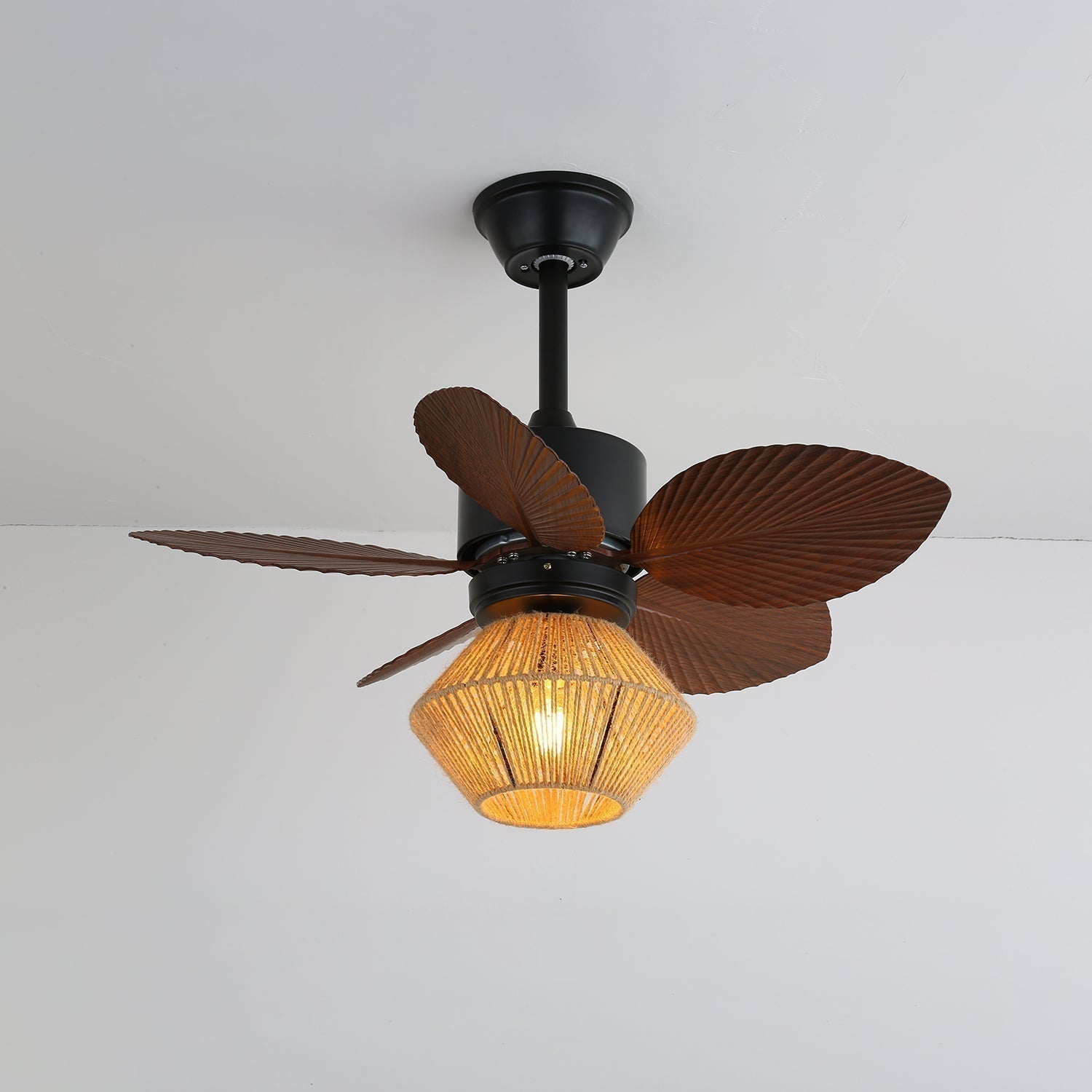Mennyezeti ventilátor világítással, természetes rattanból, trópusi kialakítással, Ø76 cm - Lamylie
