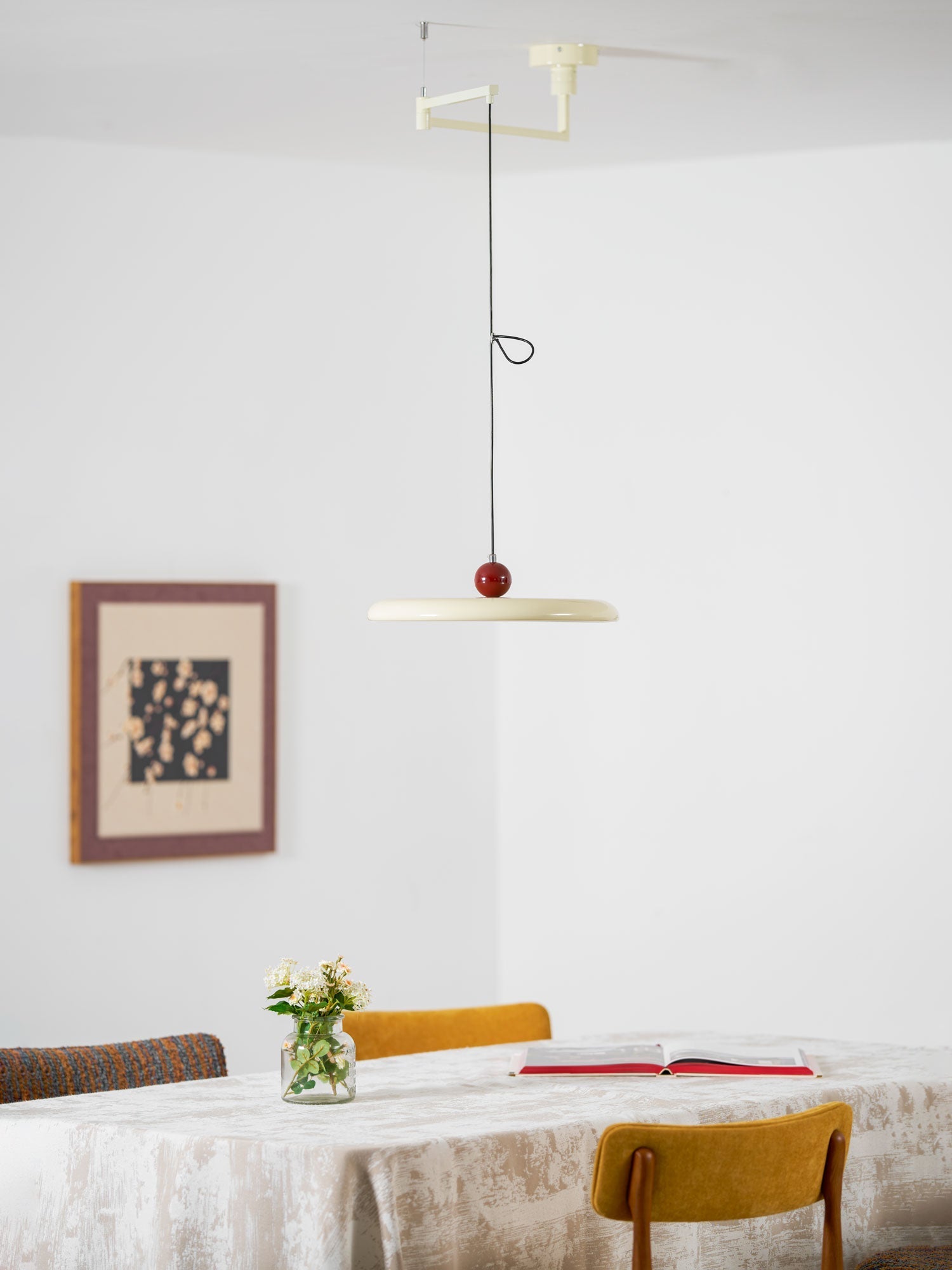 Lampada a sospensione oscillante di metà secolo — design cinetico con disco sospeso e contrappeso | Lampada a braccio regolabile per sale da pranzo moderne e spazi di lavoro creativi | LED integrato - Lamylie