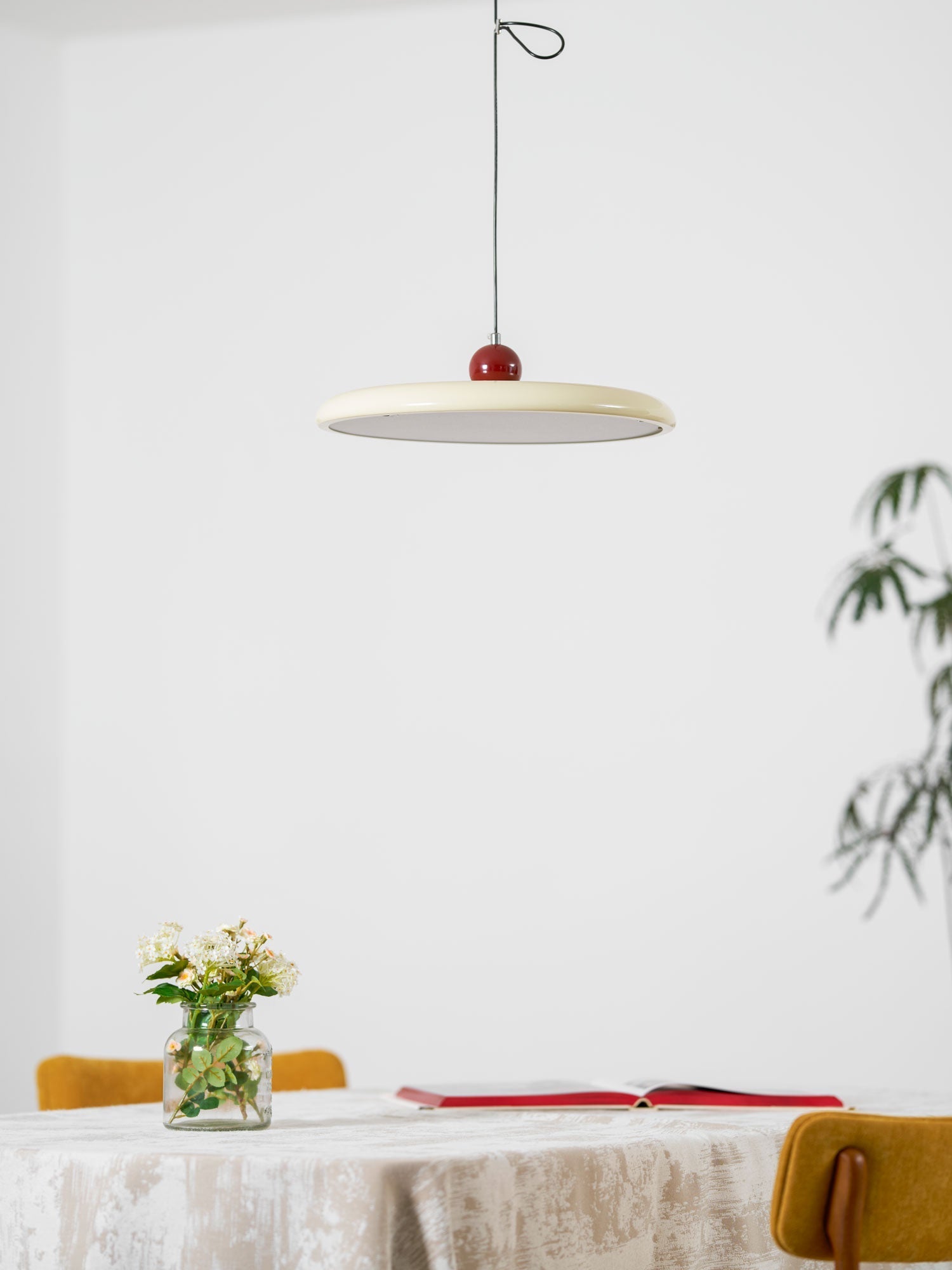 Lampada a sospensione oscillante di metà secolo — design cinetico con disco sospeso e contrappeso | Lampada a braccio regolabile per sale da pranzo moderne e spazi di lavoro creativi | LED integrato - Lamylie