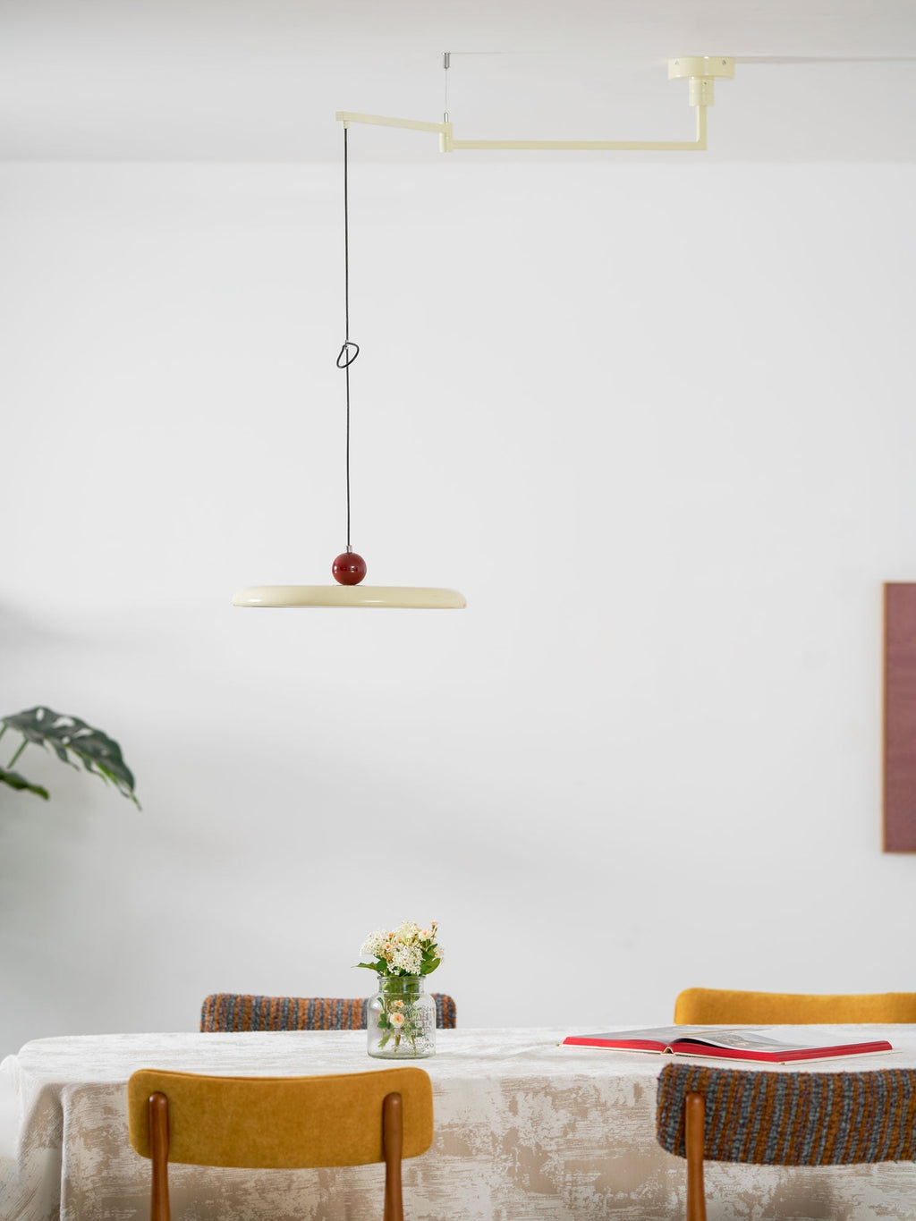 Lampada a sospensione oscillante di metà secolo — design cinetico con disco sospeso e contrappeso | Lampada a braccio regolabile per sale da pranzo moderne e spazi di lavoro creativi | LED integrato - Lamylie