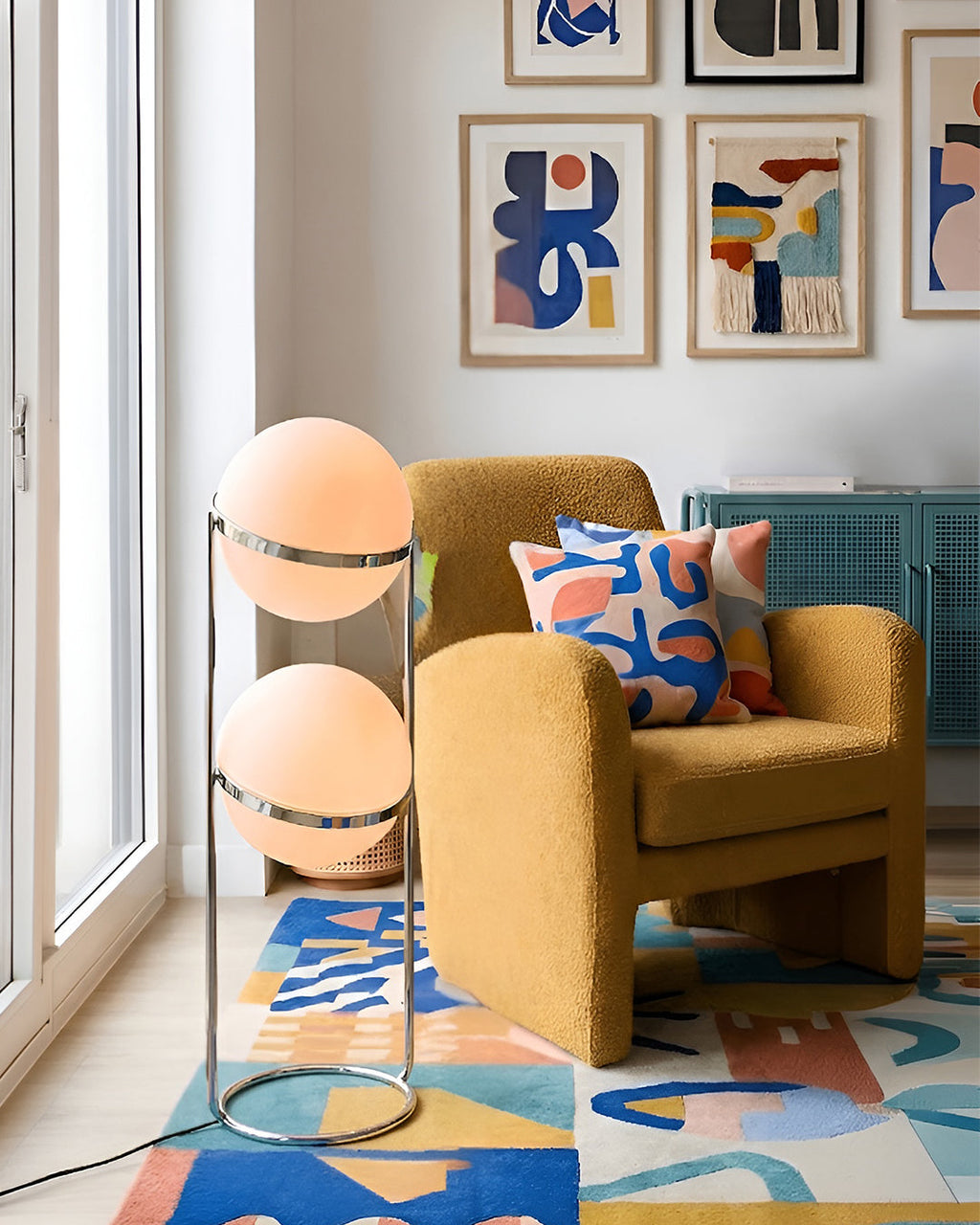 Modern Floor Lamp with Chrome Finish and Acrylic Globes | Atmospheric Lighting for Living Room and Bedroom - Lamylie