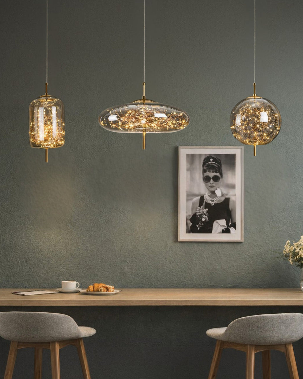 Glas-Pendelleuchte LIV mit rauchigem Finish und warmweißem Licht | Skandinavisches Design mit handgefertigtem Glas | 3 Größen verfügbar - Lamylie