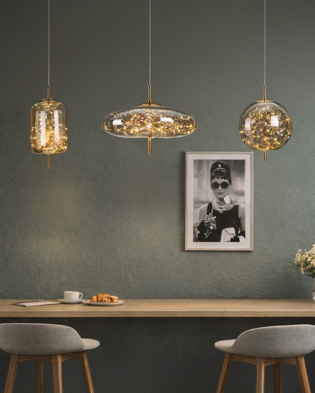 Glas-Pendelleuchte LIV mit rauchigem Finish und warmweißem Licht | Skandinavisches Design mit handgefertigtem Glas | 3 Größen verfügbar - Lamylie