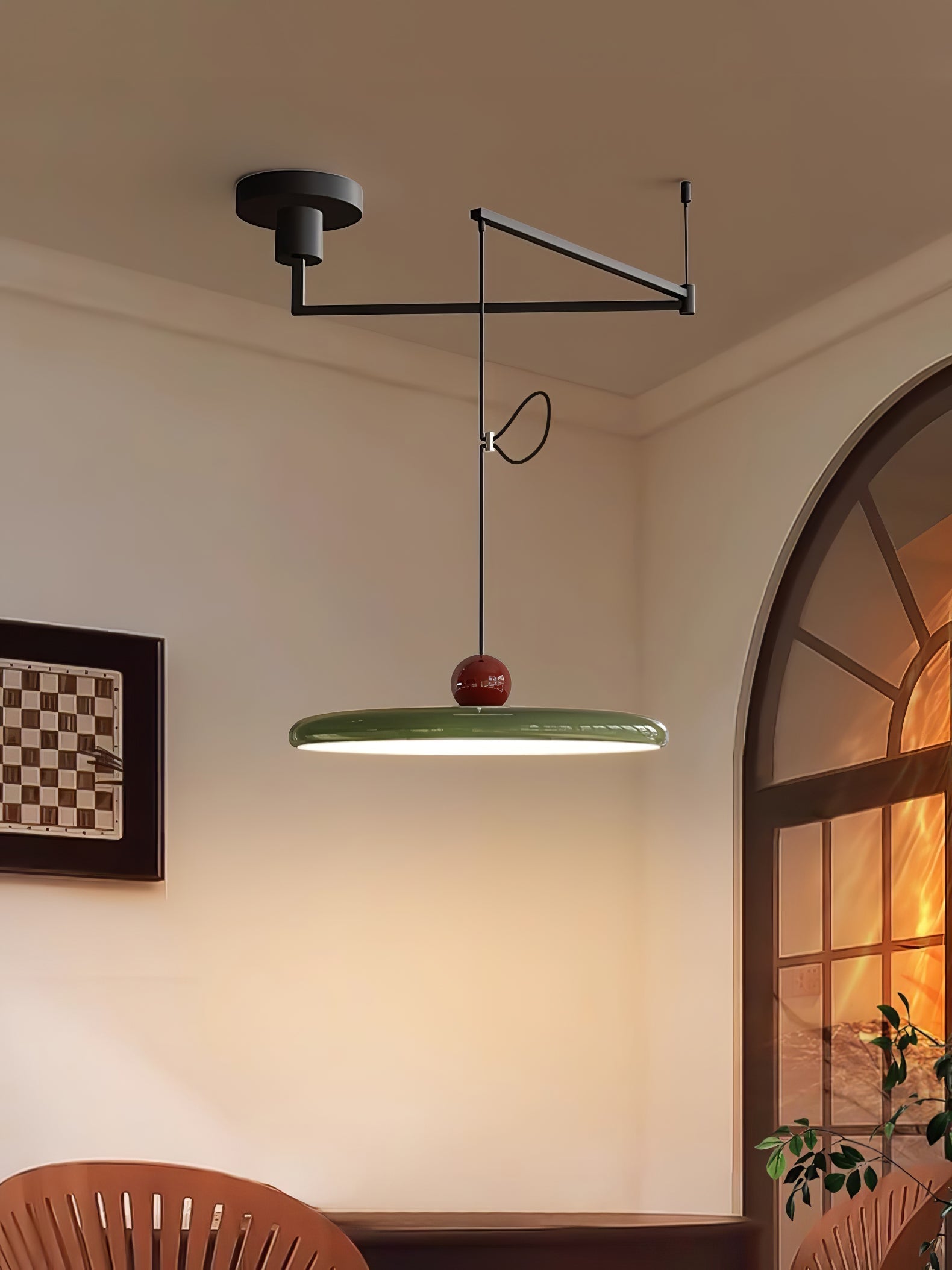 Lampada a sospensione oscillante di metà secolo — design cinetico con disco sospeso e contrappeso | Lampada a braccio regolabile per sale da pranzo moderne e spazi di lavoro creativi | LED integrato - Lamylie