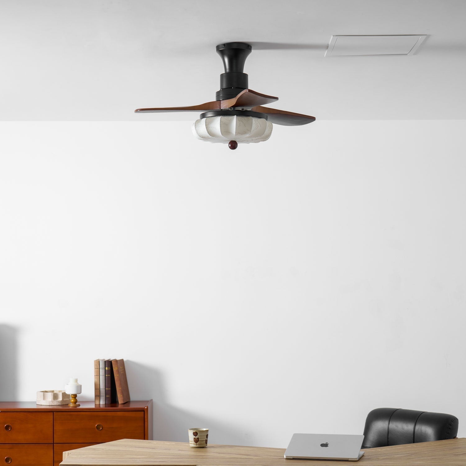 Ventilator de tavan cu iluminare | Motor DC | Abajur din bumbac cu model de lotus | Pale din lemn de nuc | Reglabil și reversibil - Lamylie