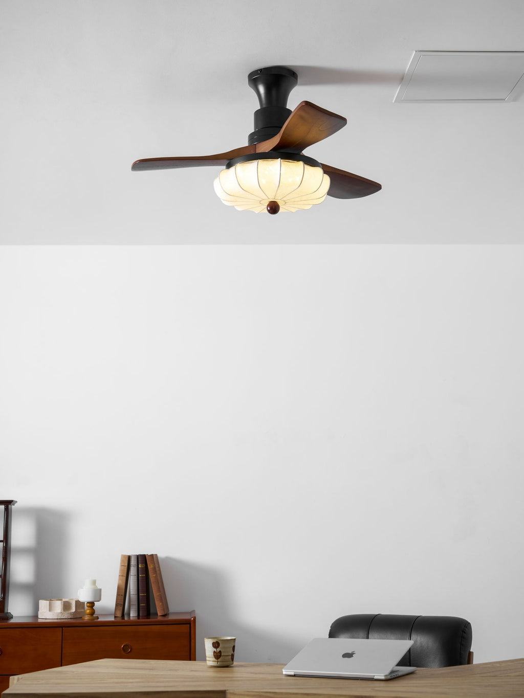 Ventilator de tavan cu iluminare | Motor DC | Abajur din bumbac cu model de lotus | Pale din lemn de nuc | Reglabil și reversibil - Lamylie