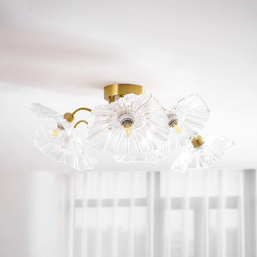 Glas-Deckenlampe mit Blattmotiv | 3, 5 oder 6 Lichtpunkte | Goldene Fassung mit Klarem oder Rosa Mattglas - Lamylie