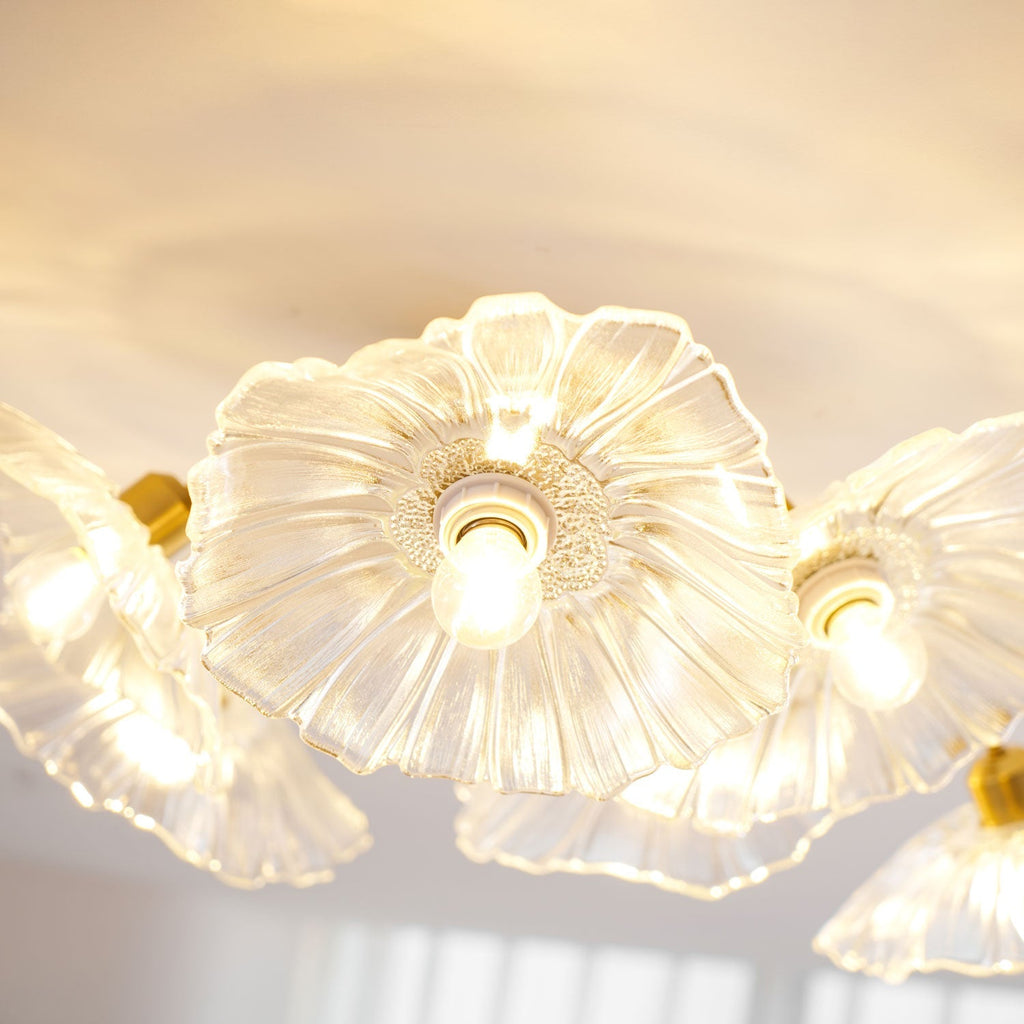 Glas-Deckenlampe mit Blattmotiv | 3, 5 oder 6 Lichtpunkte | Goldene Fassung mit Klarem oder Rosa Mattglas - Lamylie