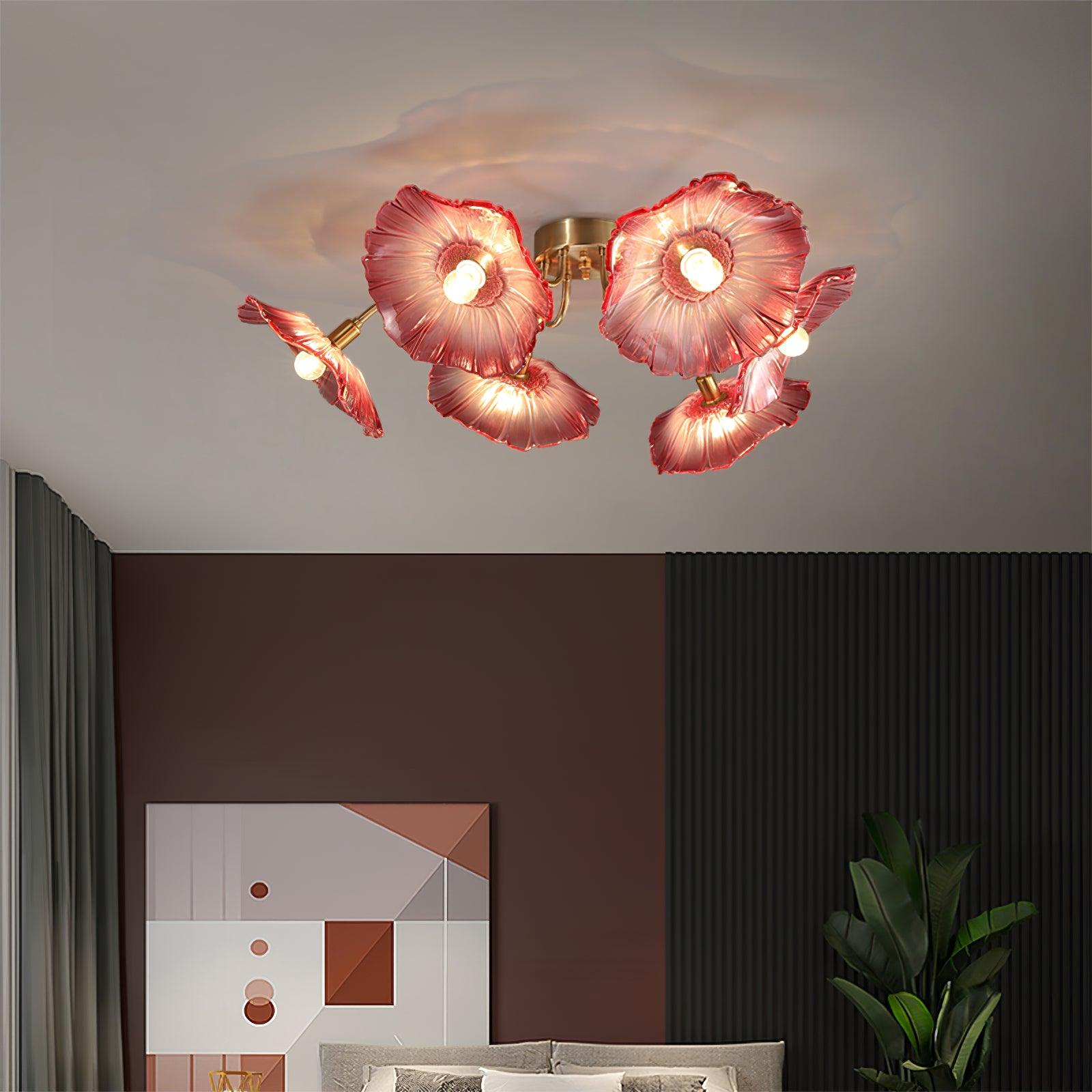 Glas-Deckenlampe mit Blattmotiv | 3, 5 oder 6 Lichtpunkte | Goldene Fassung mit Klarem oder Rosa Mattglas - Lamylie