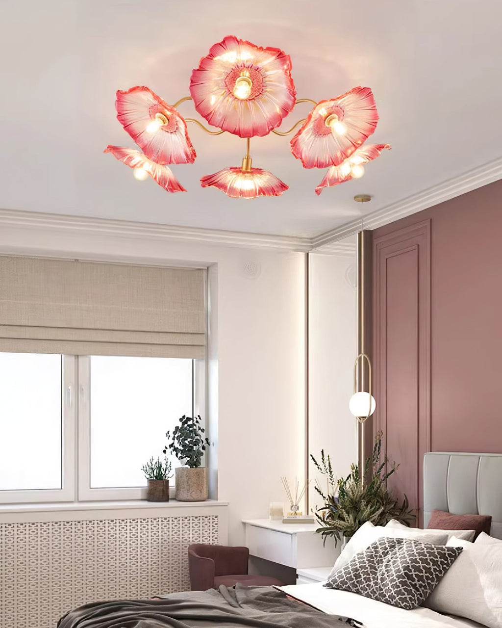 Glas-Deckenlampe mit Blattmotiv | 3, 5 oder 6 Lichtpunkte | Goldene Fassung mit Klarem oder Rosa Mattglas - Lamylie
