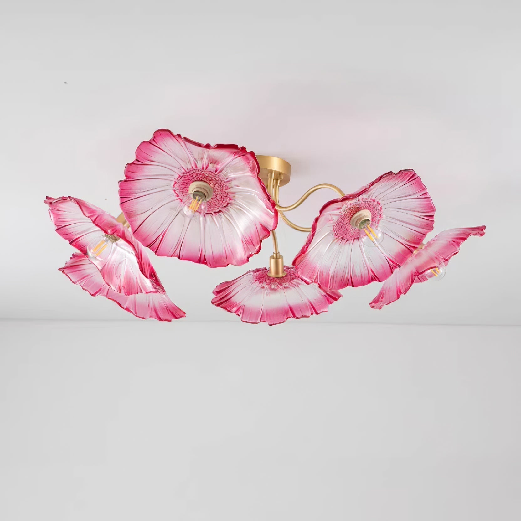 Glas-Deckenlampe mit Blattmotiv | 3, 5 oder 6 Lichtpunkte | Goldene Fassung mit Klarem oder Rosa Mattglas - Lamylie