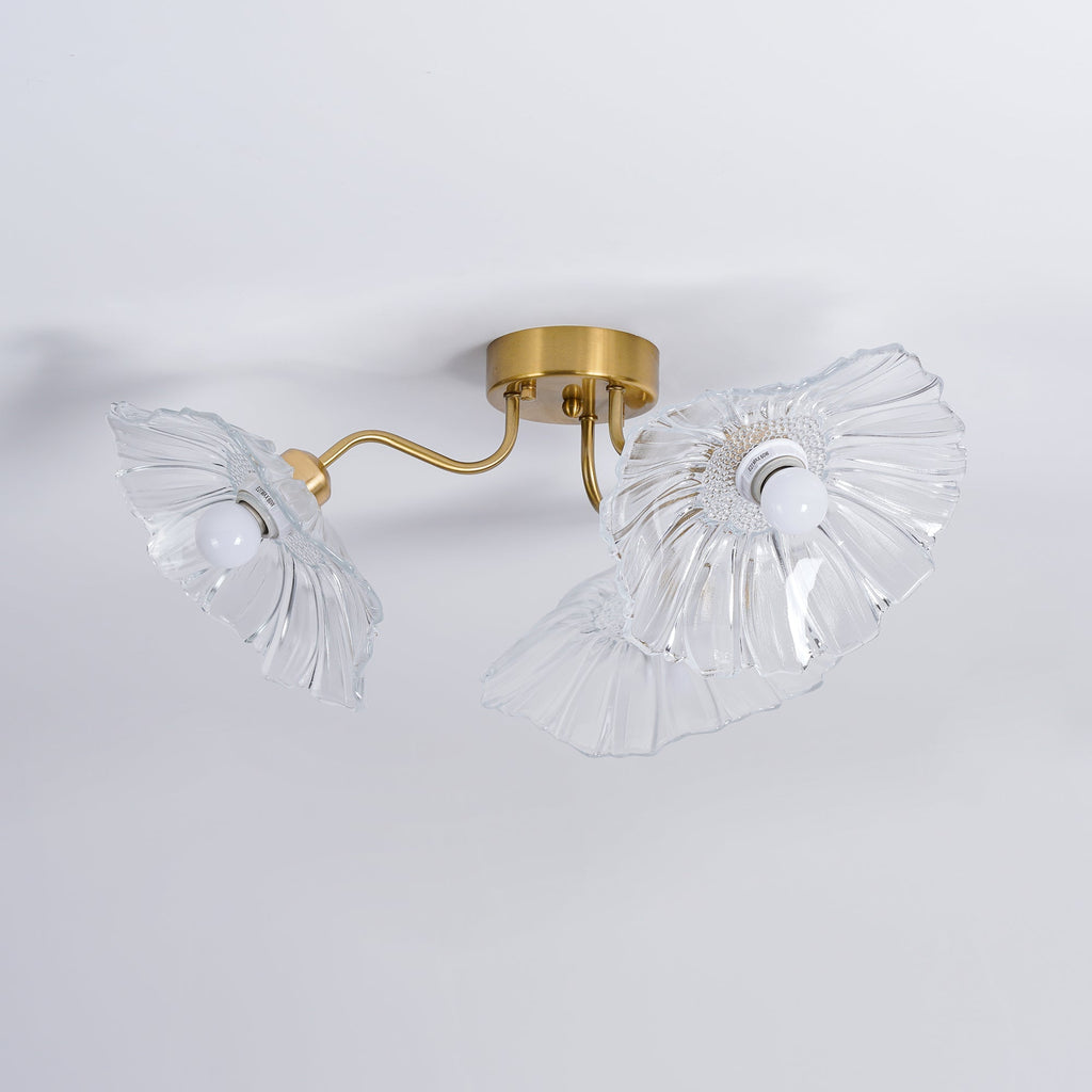 Glas-Deckenlampe mit Blattmotiv | 3, 5 oder 6 Lichtpunkte | Goldene Fassung mit Klarem oder Rosa Mattglas - Lamylie