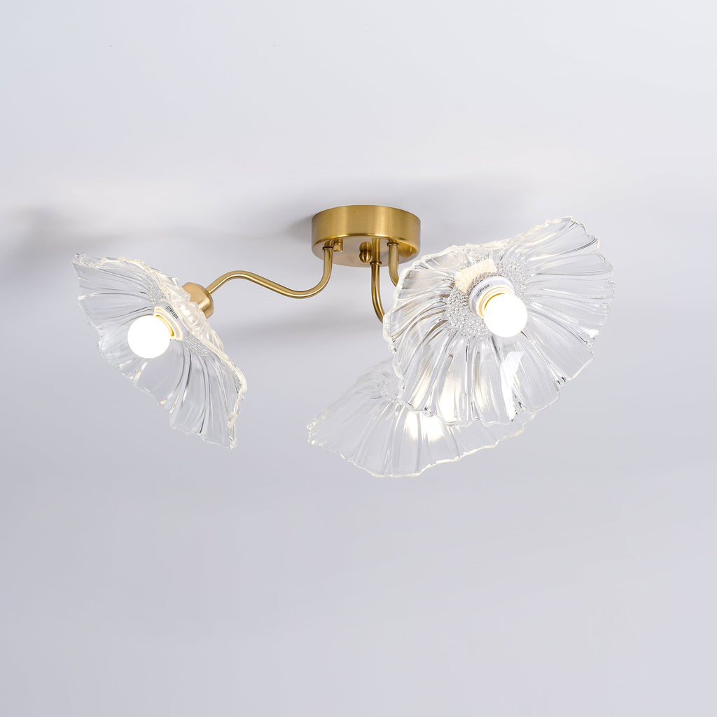 Glas-Deckenlampe mit Blattmotiv | 3, 5 oder 6 Lichtpunkte | Goldene Fassung mit Klarem oder Rosa Mattglas - Lamylie