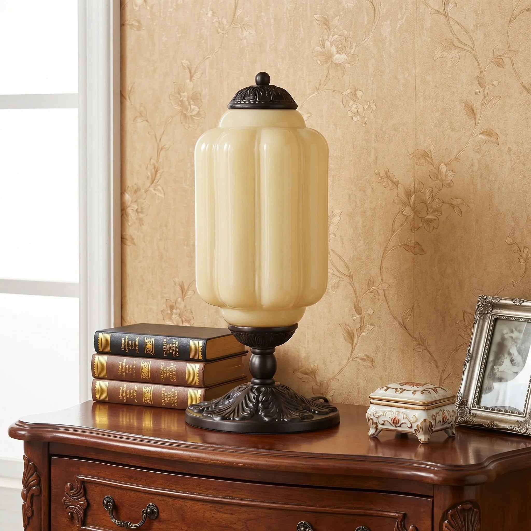 Retro bordslampor med texturerat krämfärgat glas | Fransk vintage-stil med mässings- eller svart ram – Lamylie