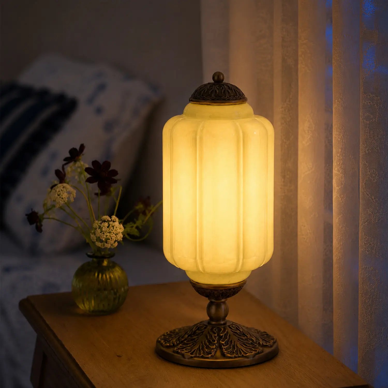 Retro bordslampor med texturerat krämfärgat glas | Fransk vintage-stil med mässings- eller svart ram – Lamylie
