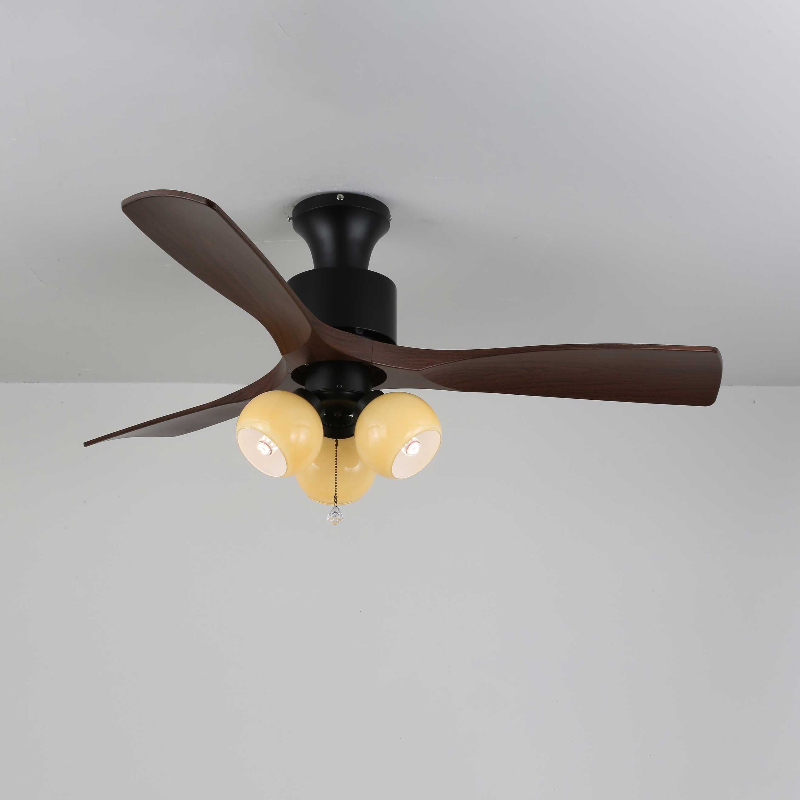 Ventilator de tavan vintage cu iluminare — abajur din sticlă și telecomandă - Lamylie