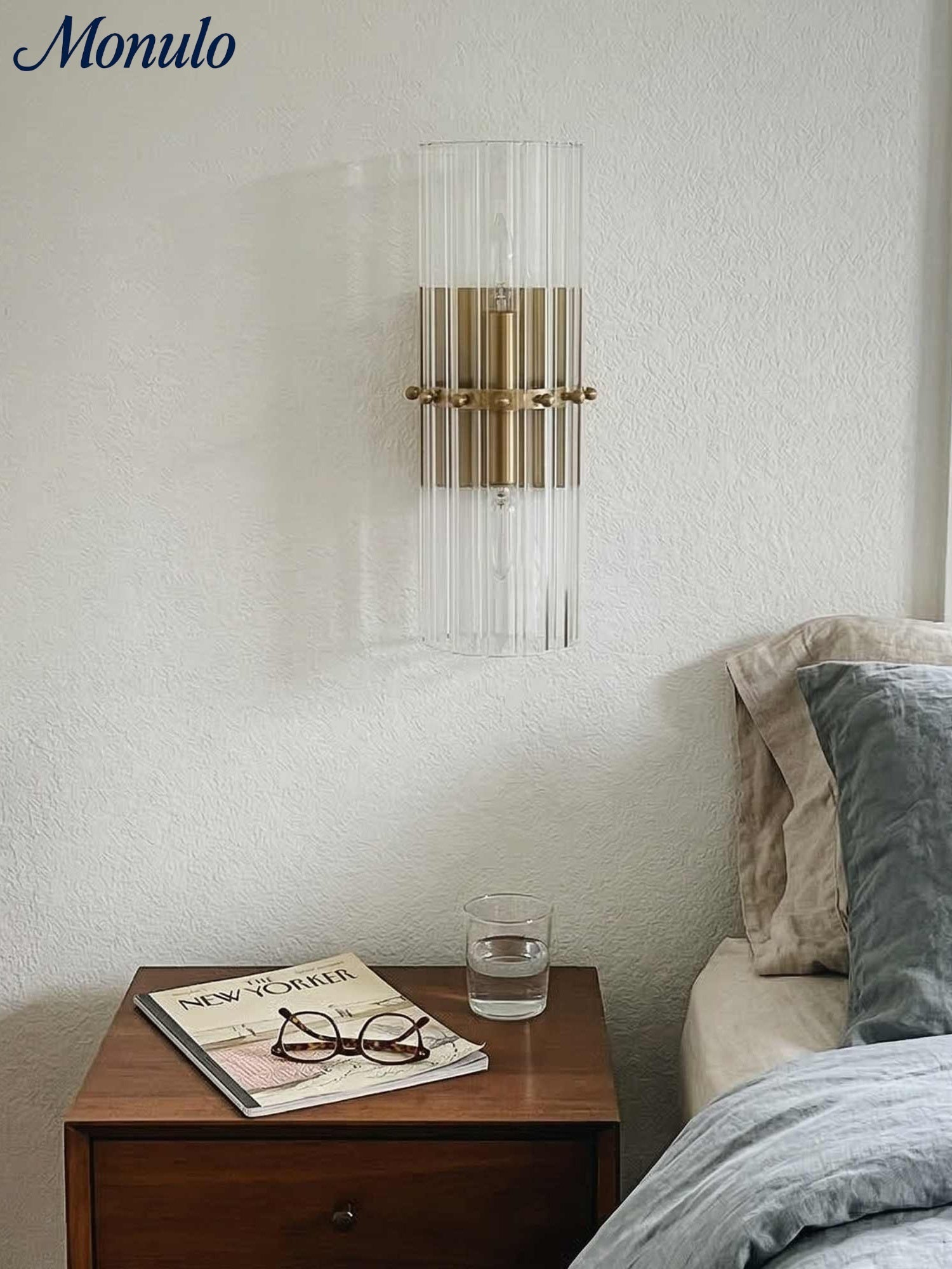 Crystal Wall Lamp with Double Light Beam - Elegant Outdoor Light Strip for Bedroom - Interior Lighting with Shiny Crystals - Lamylie