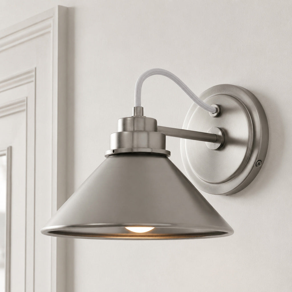 Globus Wandleuchte mit gebogenem Arm | Moderne Industriebeleuchtung für Bad, Schlafzimmer und Flur - Lamylie