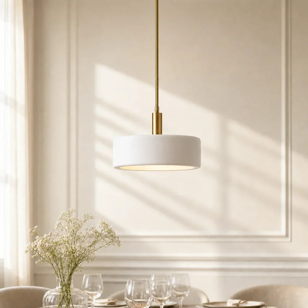 Lámpara colgante moderna de porcelana blanca con detalles metálicos | Diseño escandinavo de 14" - Lamylie