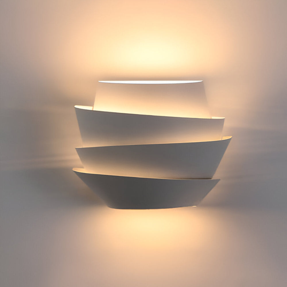 Wandlampe mit zwei Spotlights – Gemütliche, geschichtete Beleuchtung für dein Zuhause - Lamylie