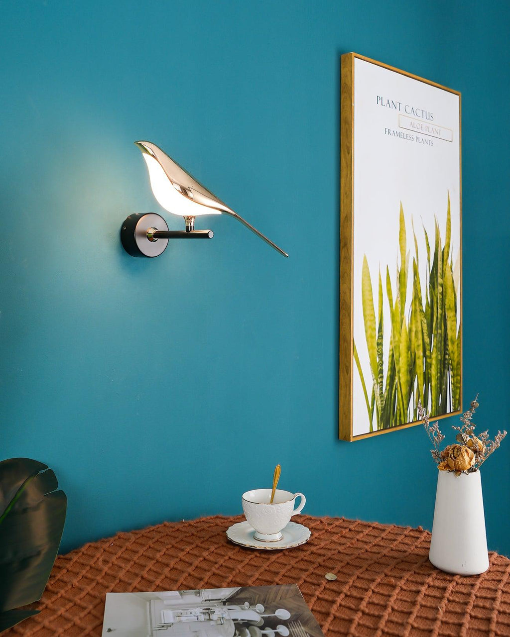 Wall Lamp with Bird Motif and Adjustable Lamp Arms | Black & Rose Gold Design 1 or 2 Light Points Magnetic Bird Modern Decorative Lighting - Lamylie