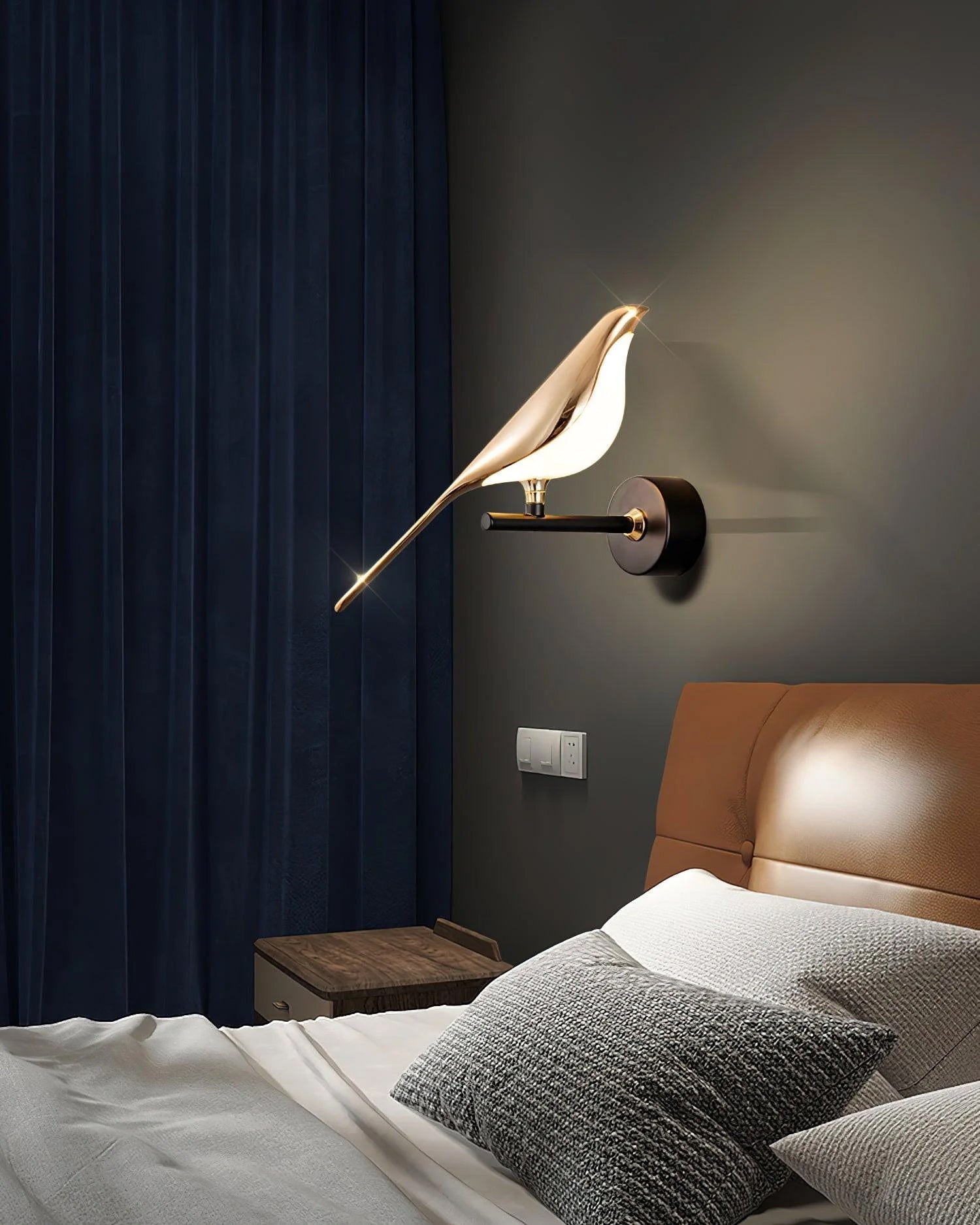 Wall Lamp with Bird Motif and Adjustable Lamp Arms | Black & Rose Gold Design 1 or 2 Light Points Magnetic Bird Modern Decorative Lighting - Lamylie