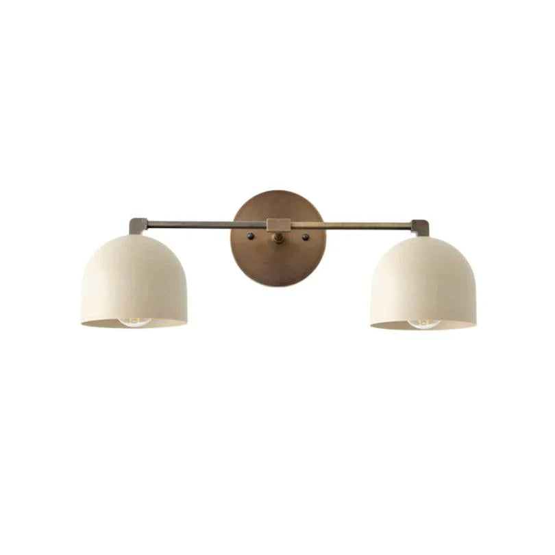 Lampada da parete in metallo con paralume sferico | Lampada dall’atmosfera scandinava per bagno, camera da letto e soggiorno | Illuminazione da parete moderna nera, oro e ottone - Lamylie