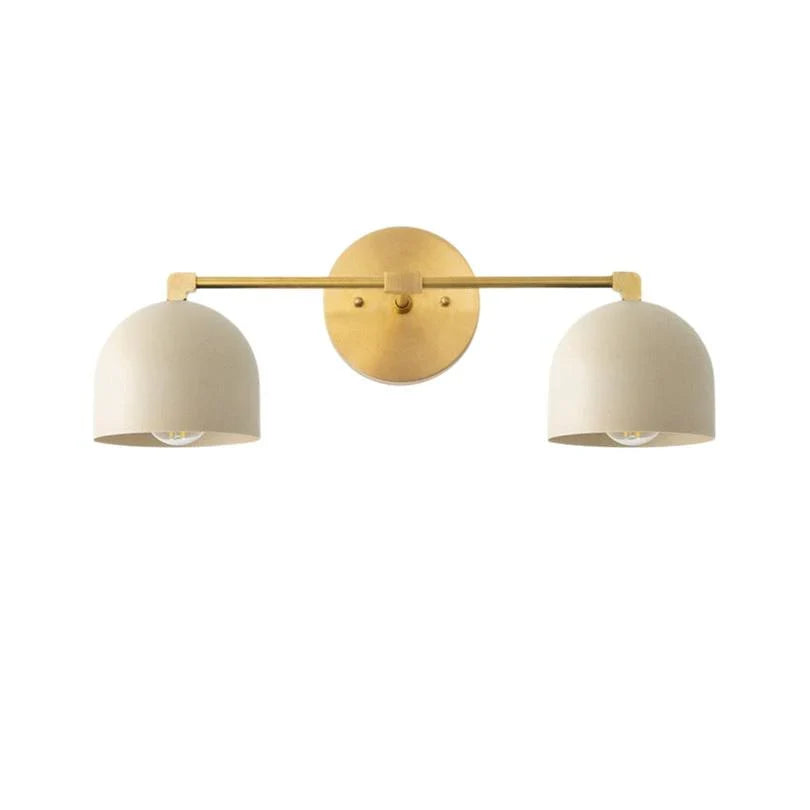 Lampada da parete in metallo con paralume sferico | Lampada dall’atmosfera scandinava per bagno, camera da letto e soggiorno | Illuminazione da parete moderna nera, oro e ottone - Lamylie