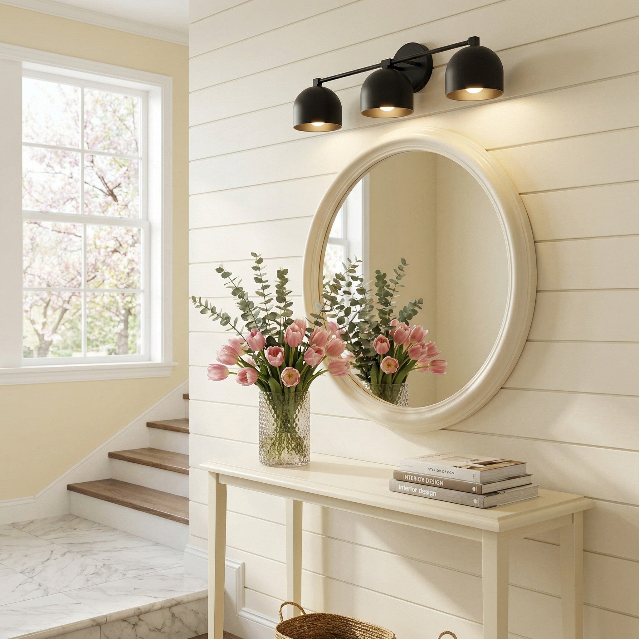 Lampada da parete in metallo con paralume sferico | Lampada dall’atmosfera scandinava per bagno, camera da letto e soggiorno | Illuminazione da parete moderna nera, oro e ottone - Lamylie