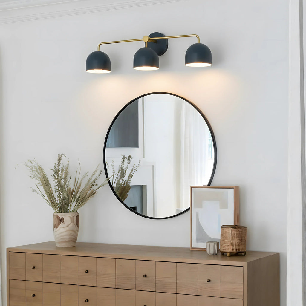 Væglampe med kuppelskærme, moderne skandinavisk design i sort metal og messing, 2-3 lyspunkter, stemningsbelysning til badeværelse, entré og soveværelse - Lamylie