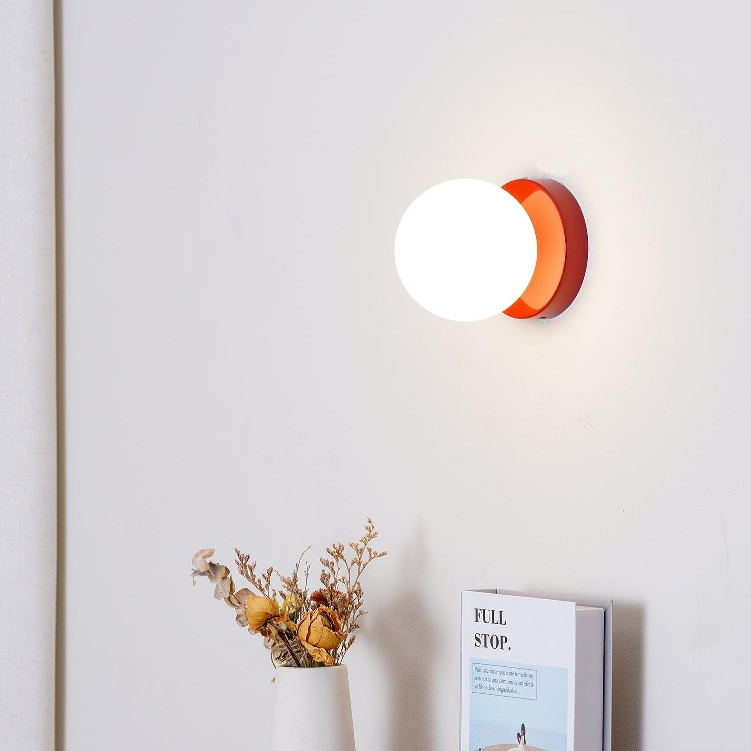 Nuvol Wandleuchte — Metall-Wandspot mit Glasglobus ø12cm — Kompakte Wandbeleuchtung in 5 Farben - Lamylie