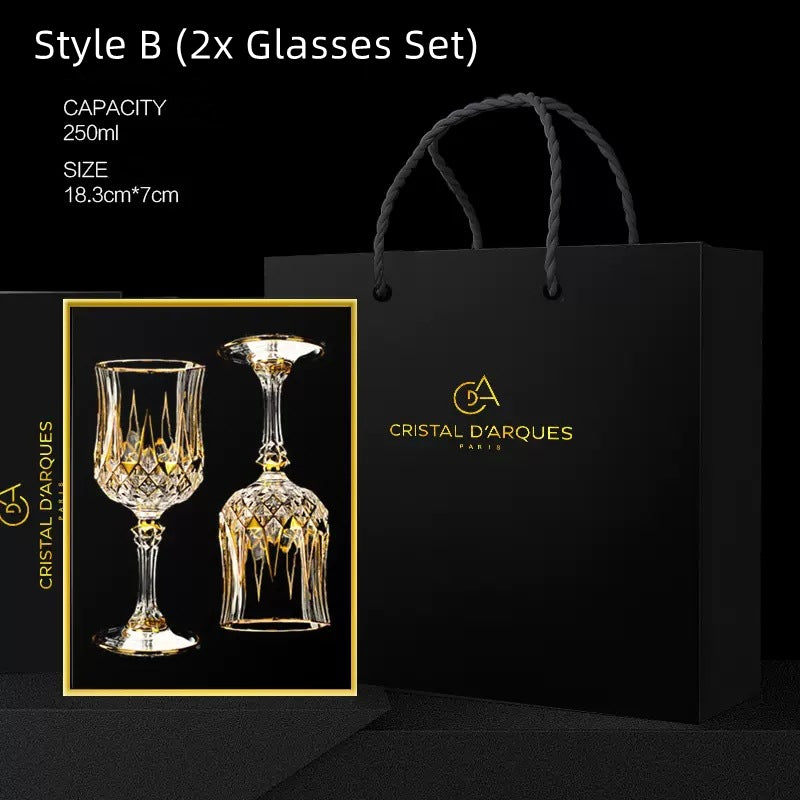 Vinglass i krystall med karaffel og gyldne vinranker – elegant sett i skinnetui – Lamylie