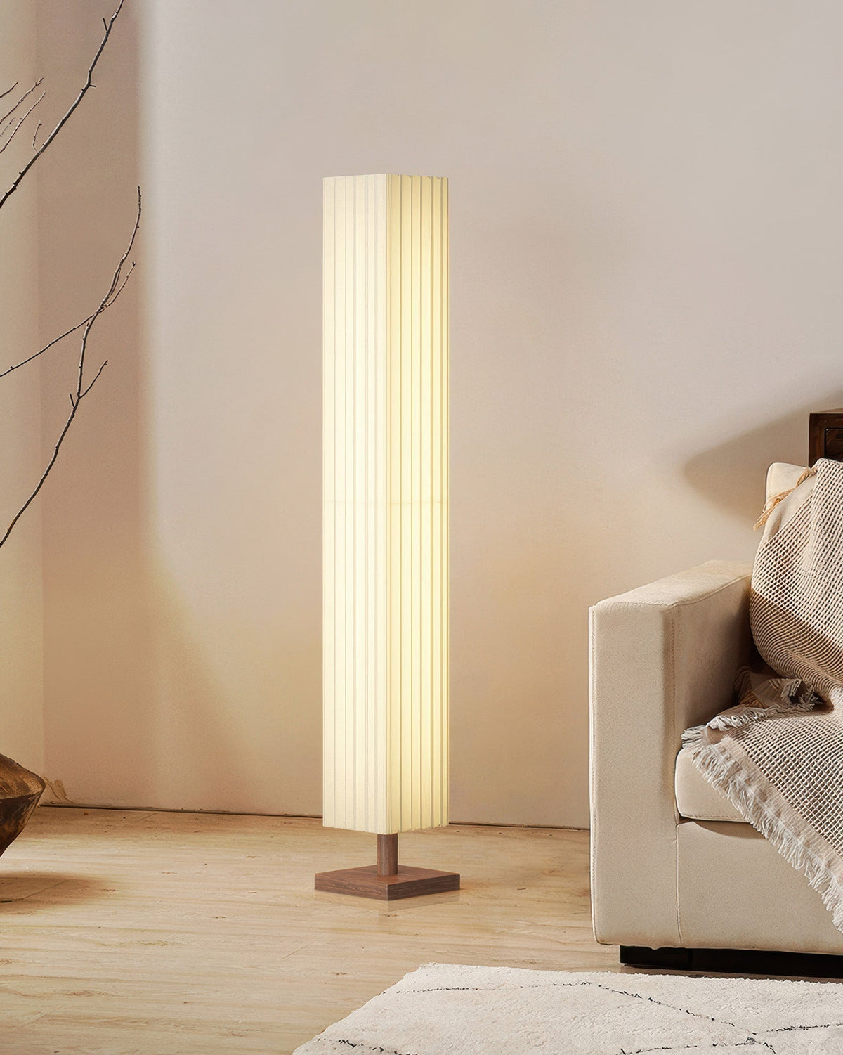 Sylara gulvlampe — orientalsk minimalistisk design i wabi-sabi-stil