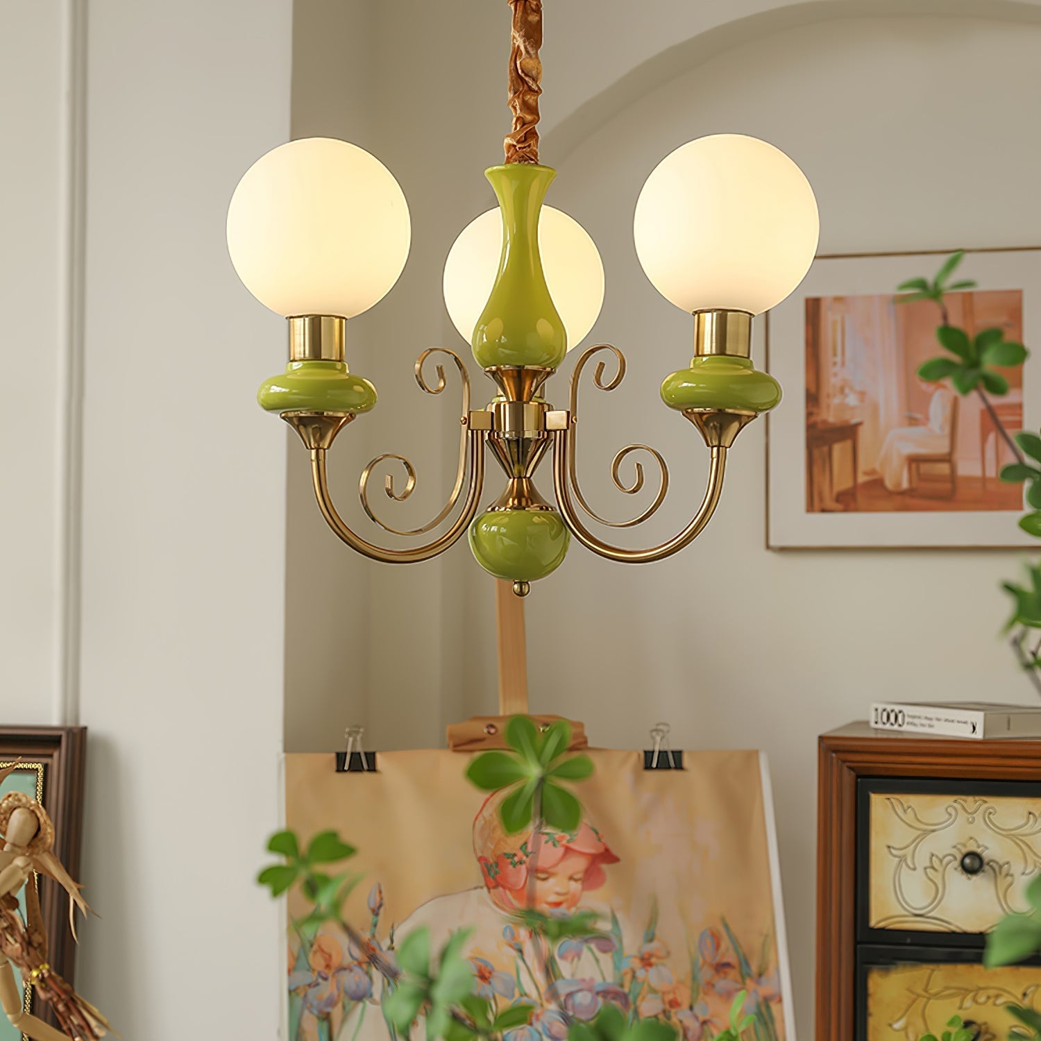 Chandelier with Green Glass Shades and Gold or Black Finish | Luxury Pendant Lamp in 3, 5 or 8 Light Points - Lamylie