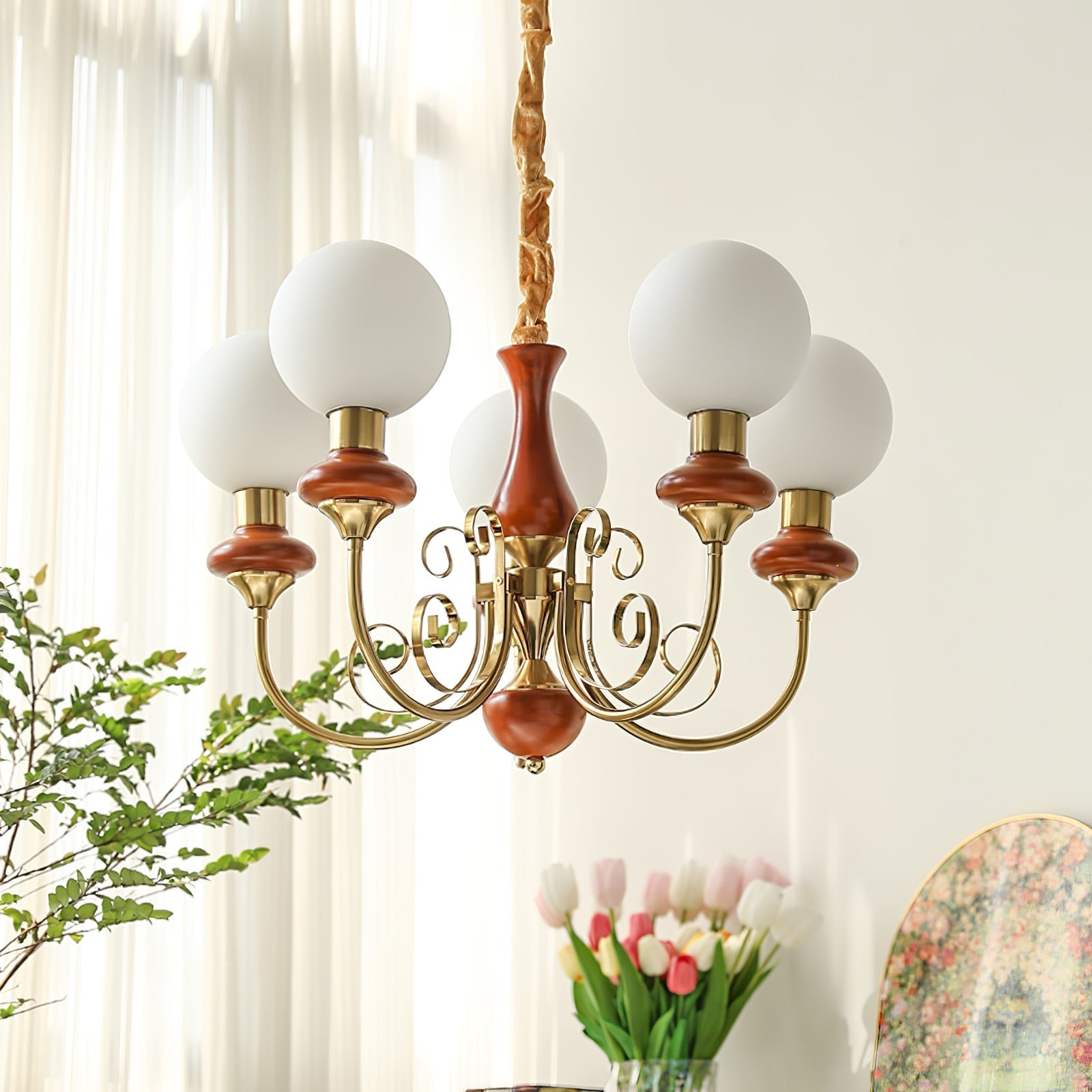 Chandelier with Green Glass Shades and Gold or Black Finish | Luxury Pendant Lamp in 3, 5 or 8 Light Points - Lamylie