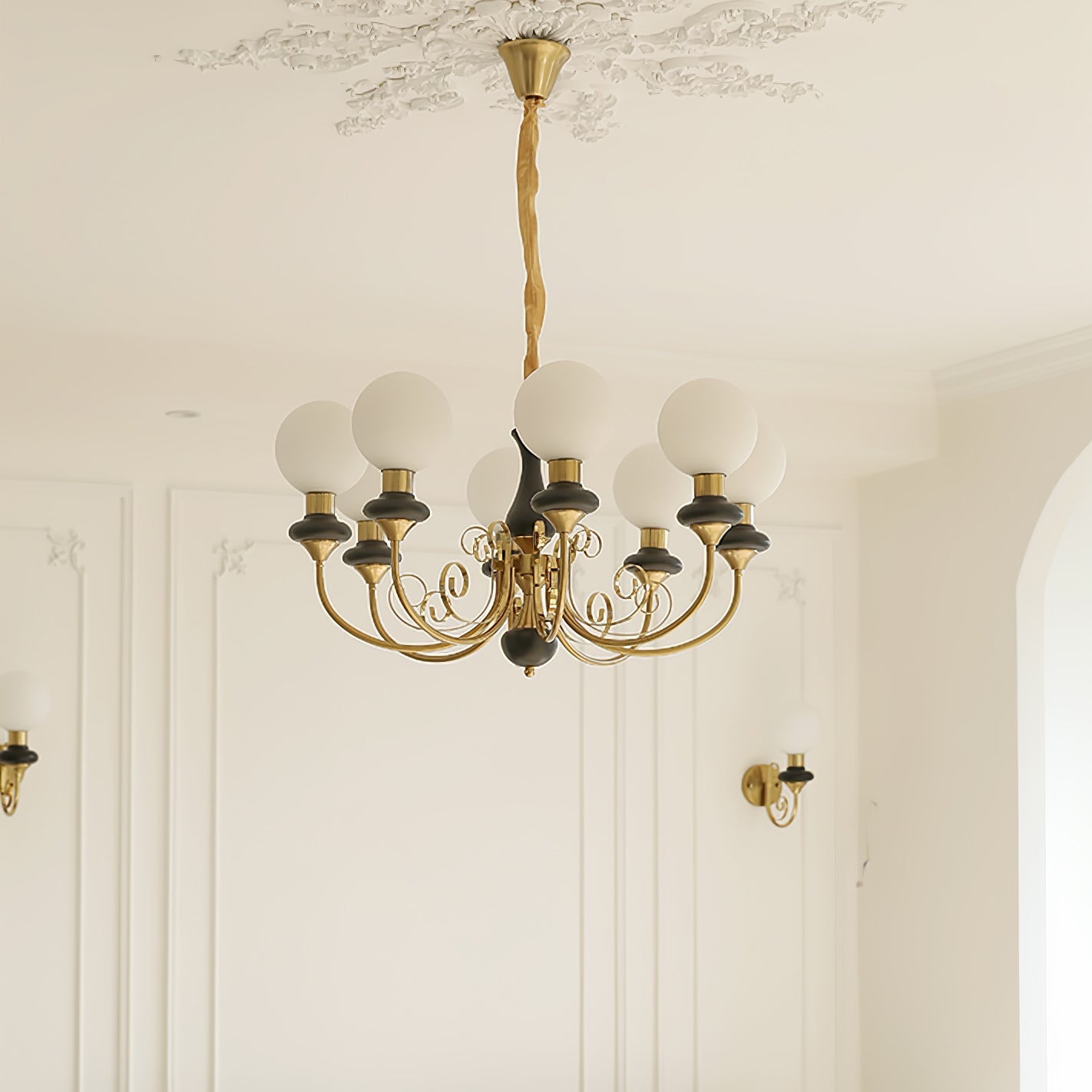 Chandelier with Green Glass Shades and Gold or Black Finish | Luxury Pendant Lamp in 3, 5 or 8 Light Points - Lamylie