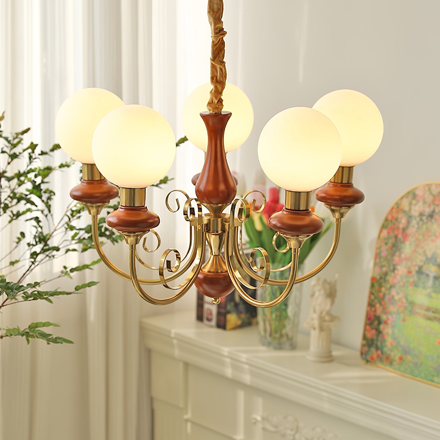 Chandelier with Green Glass Shades and Gold or Black Finish | Luxury Pendant Lamp in 3, 5 or 8 Light Points - Lamylie