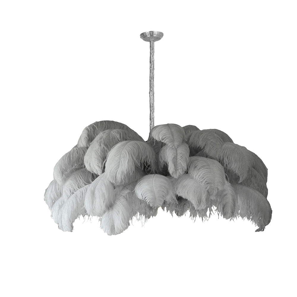 Feder-Kronleuchter 56 Handcolorierte Federn Messingfassung Gold Silber Hollywood Glamour Statement-Beleuchtung - Lamylie