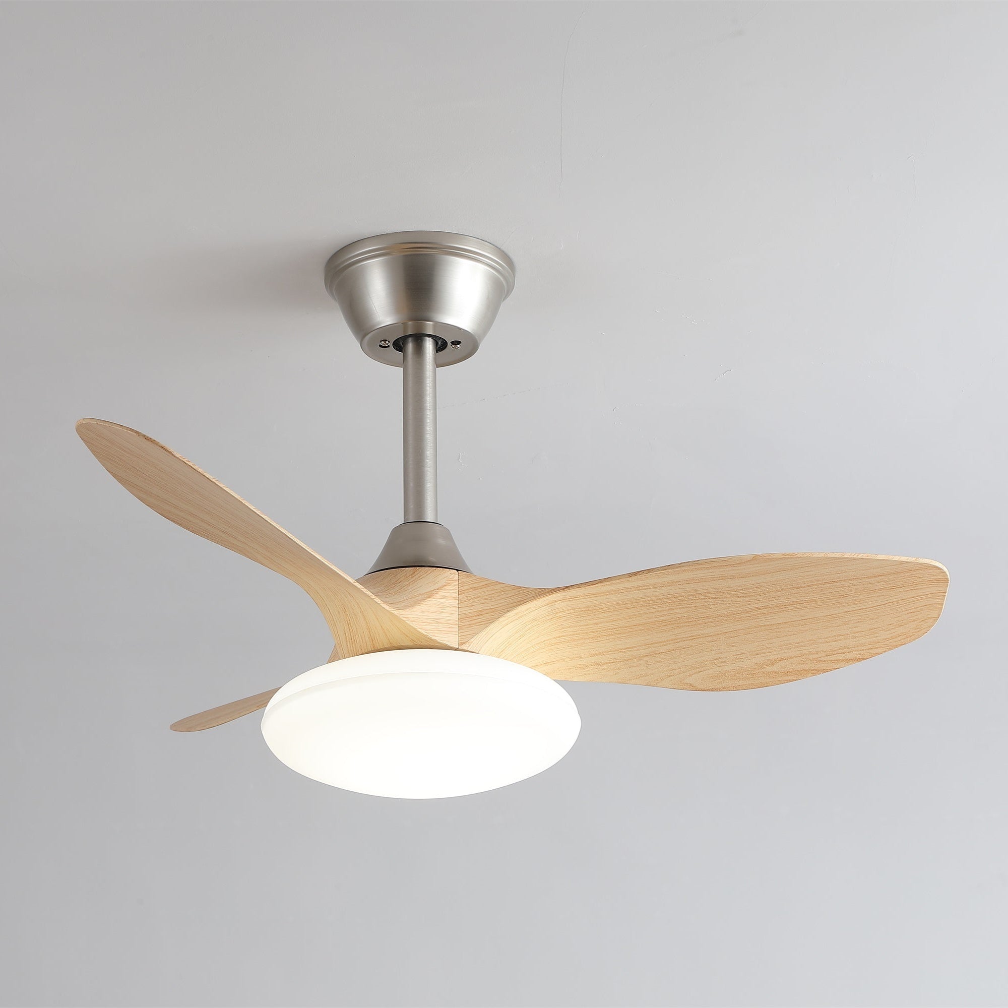 Sylvara mennyezeti ventilátor világítással | 80cm | 6 beállítás | modern kialakítás – Lamylie