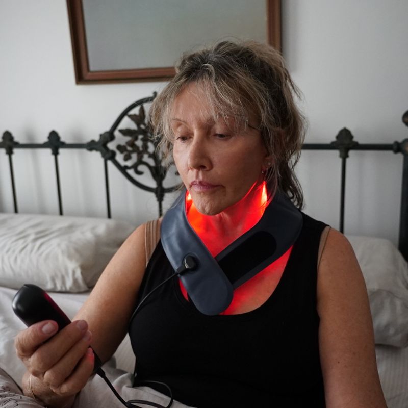 Neck-Worn Portable Red Light Therapy Device for Hands-Free Use - Lamylie