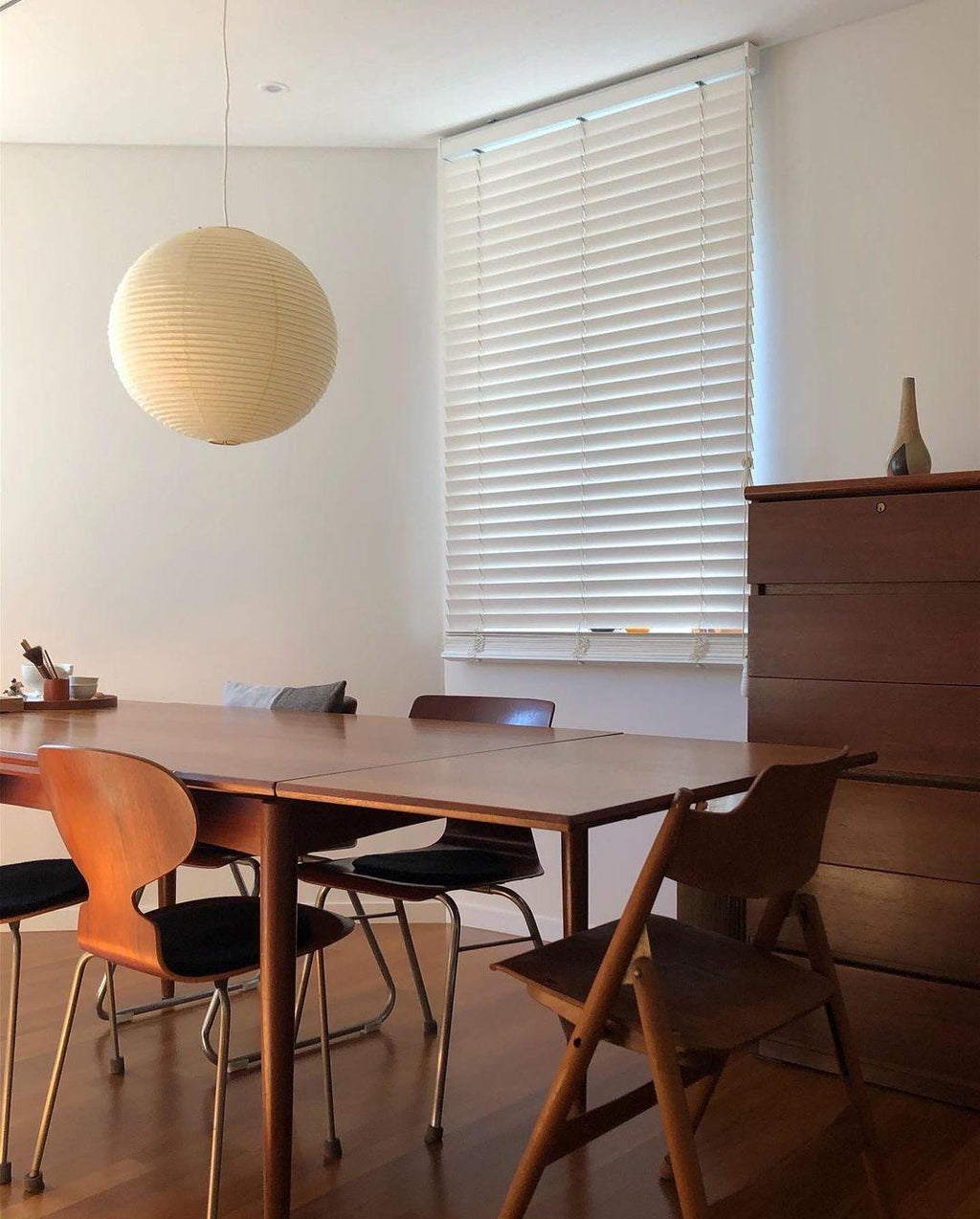 Japanese Mulberry Paper Pendant Lamp — Handmade Washi Lampshade Globe Ambient Lighting - Lamylie