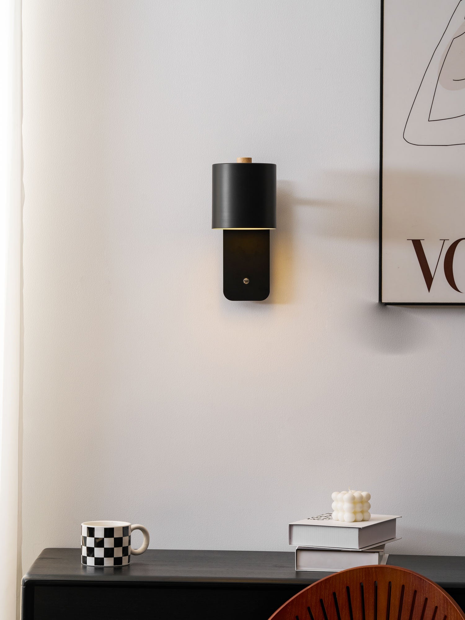 Rotatable Wall Lamp Rechargeable USB-C 350° Rotation Dimmable Touch 4 Colors - Lamylie