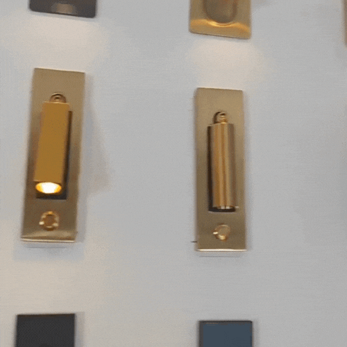 Luxsense Kompakte USB-betriebene LED-Nachttischlampe — Einstellbare Helligkeit